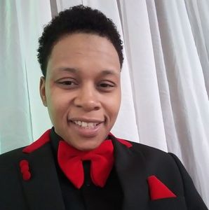 Meet your Posher, Ashlee